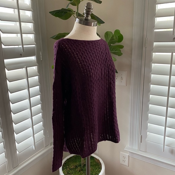 Sold!! Vince mini cable shirttail wool blend sweater xs - Picture 4 of 10